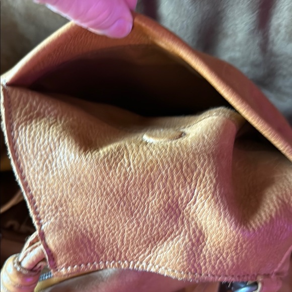 Tan Leather Women's Bag - Picture 4 of 8